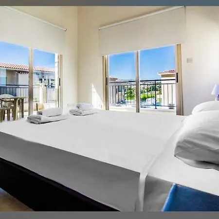 Villa Merope Irena 1 * Polis