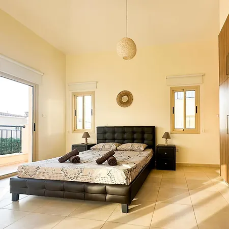 Merope Irena 1 Villa