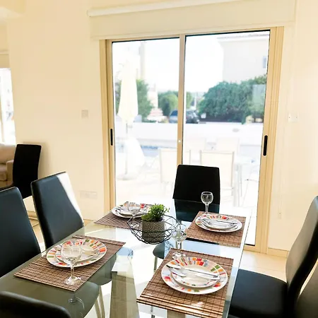 Villa Merope Irena 1 *