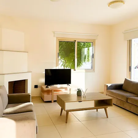 Merope Irena 1 Polis