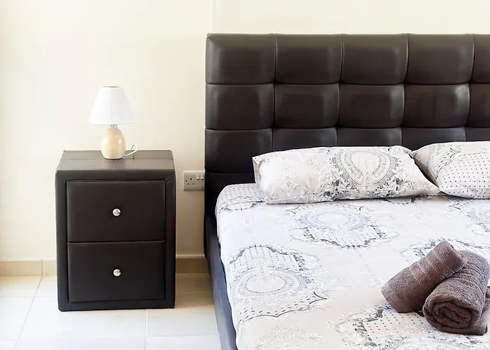 Merope Irena 1 * Polis