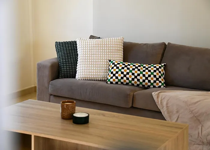 Merope Irena 1 Willa Polis