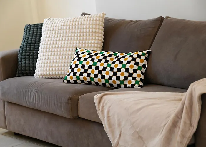 Merope Irena 1 * Polis