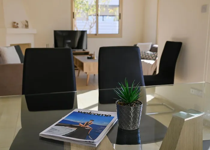 Merope Irena 1 Willa *